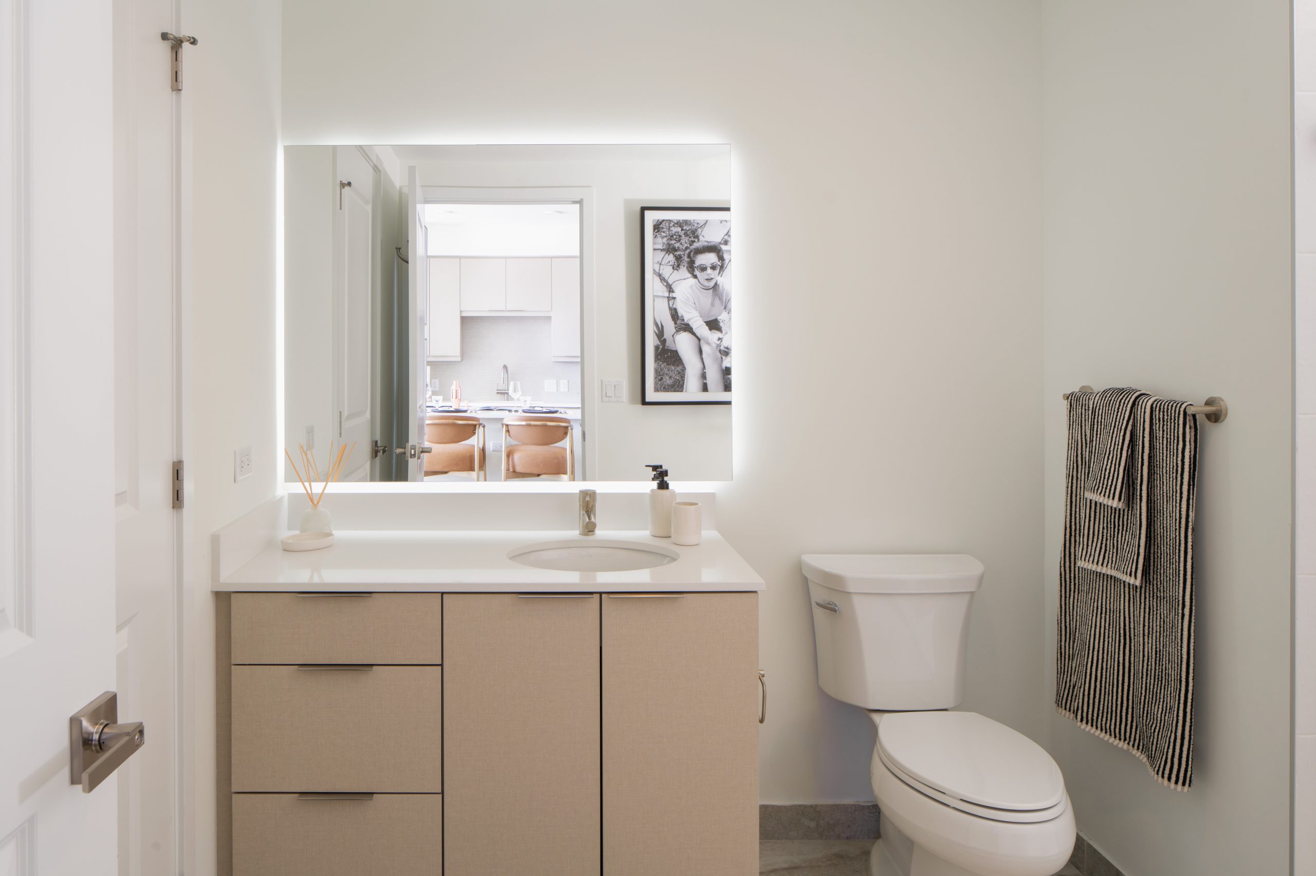 AmaraWynwood_LuxuryApartments_Bathroom_MiamiFlorida