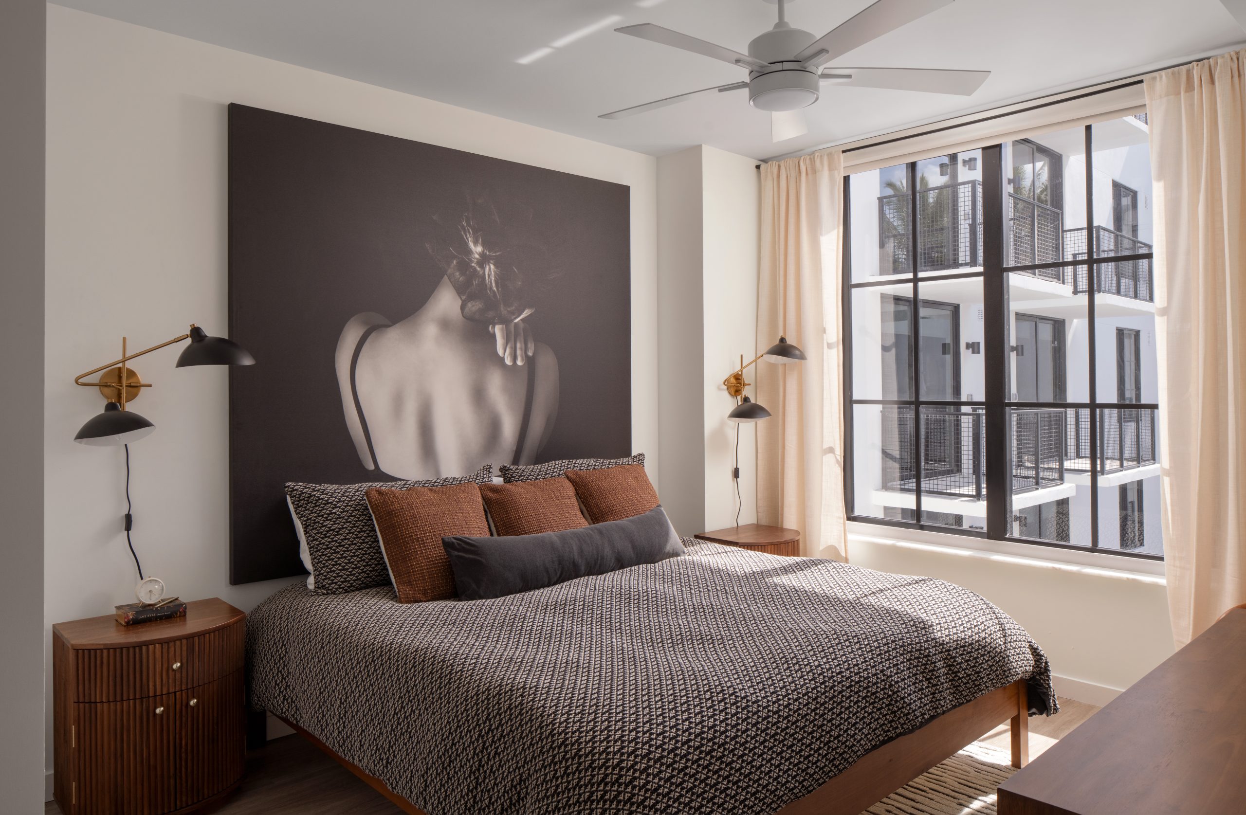 AmaraWynwood_LuxuryApartments_Bedroom_MiamiFlorida